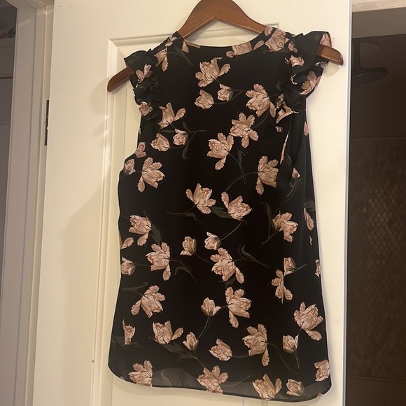 Collective concepts blouse sleeveless excellent shape worn once. Lined XS - Picture 3 of 6